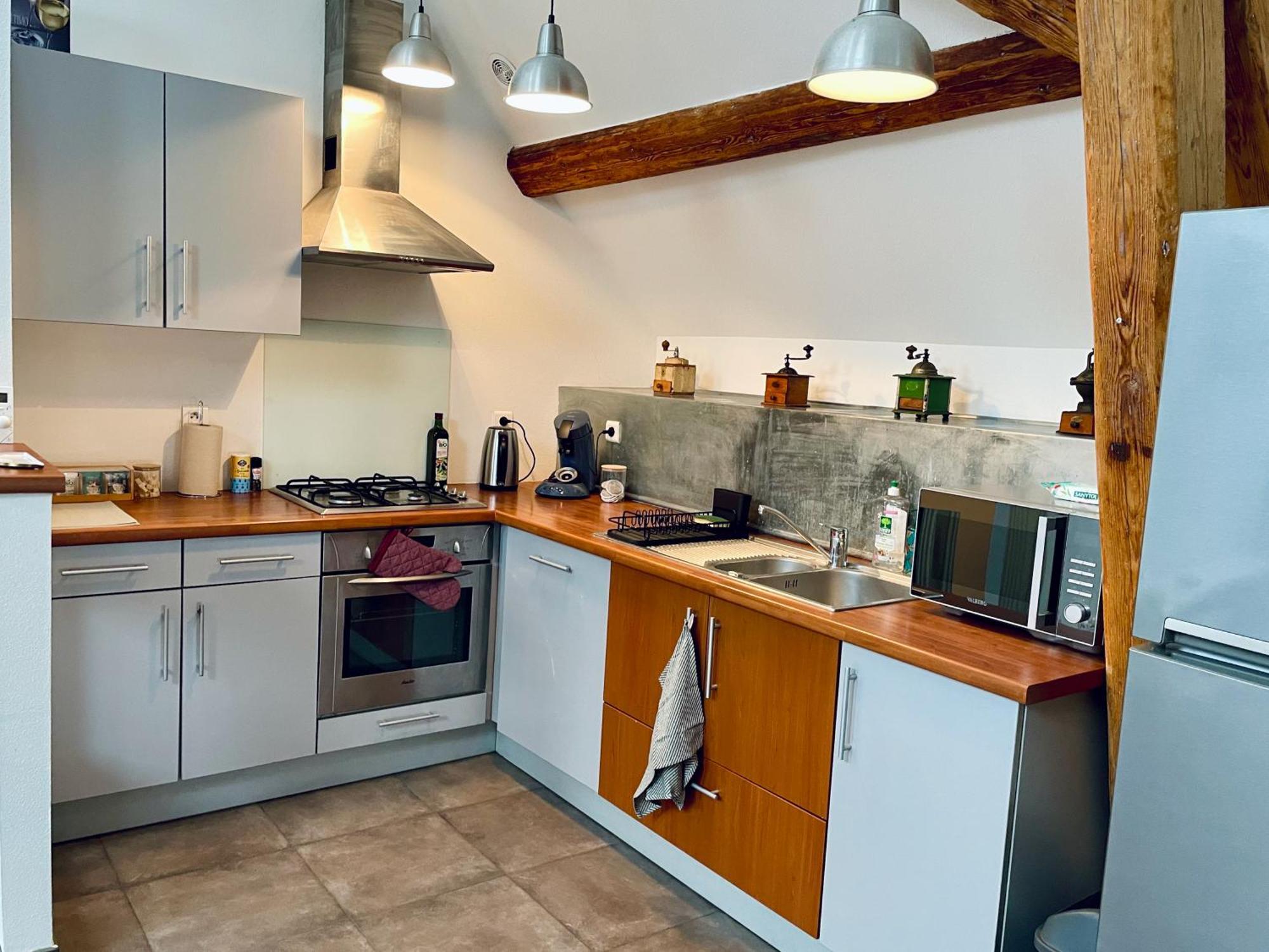 Duplex + Parking Gratuit Facile Apartment Sainte-Suzanne  Екстериор снимка